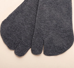Mens Cotton Two Toe Solid Colour Socks
