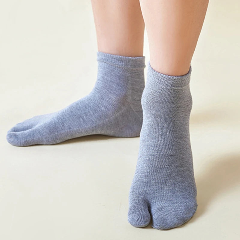 Mens Cotton Two Toe Solid Colour Socks