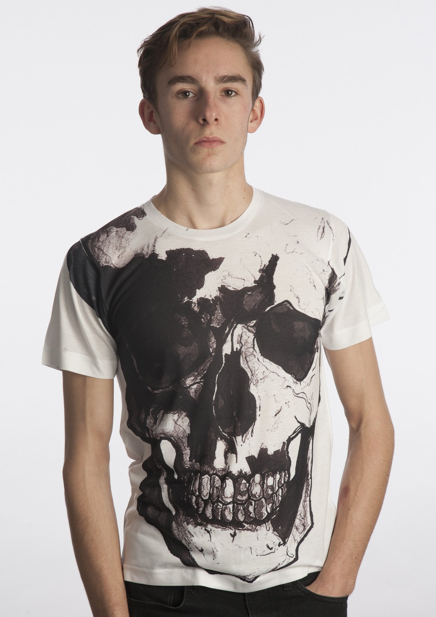 Vintage Treatment White Crew Neck Skull Collar Bone Black Ink Tee